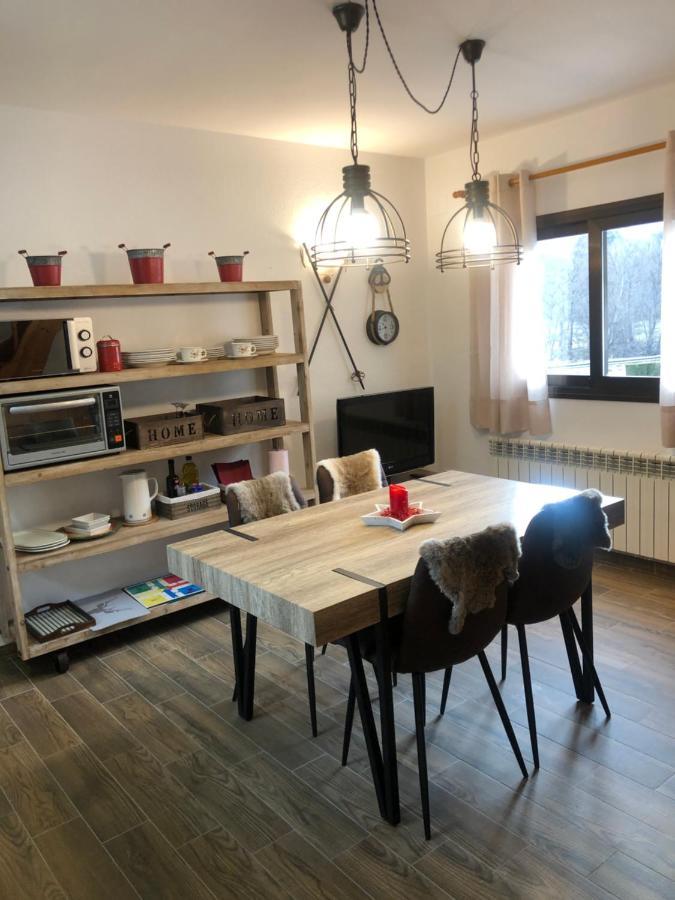 Duplex Alpino Lejlighed Rialp Eksteriør billede